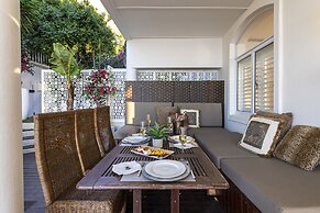 Clifton YOLO Spaces – Clifton Sea View Apartments