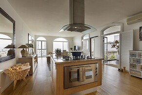 Clifton YOLO Spaces – Clifton Sea View Apartments