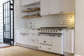 Clifton YOLO Spaces – Clifton Sea View Apartments