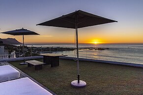 Clifton YOLO Spaces – Clifton Sea View Apartments