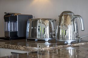 Clifton YOLO Spaces – Clifton Sea View Apartments