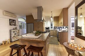 Clifton YOLO Spaces – Clifton Sea View Apartments