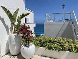 Clifton YOLO Spaces – Clifton Sea View Apartments