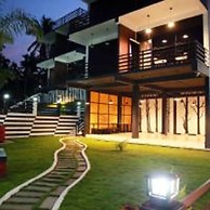 Casa Lake View Resort