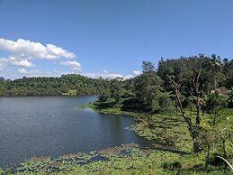 Casa Lake View Resort