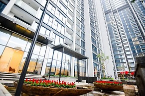 Homefromhome Metropolis Apartments