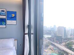 Homefromhome Metropolis Apartments