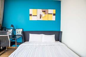 Homefromhome Metropolis Apartments