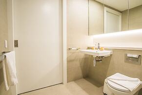 2bed1bath High-end APT at Olympic Parkviews+p