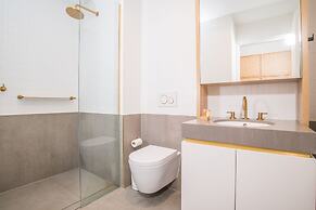 Inner City Penthouse With Private Rooftop