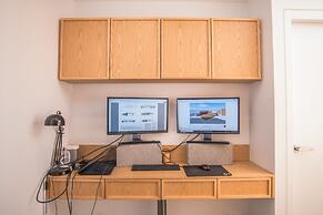 Inner City Penthouse With Private Rooftop