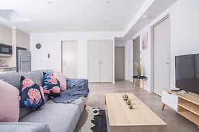 Lively 2bed1bath Mascot APT