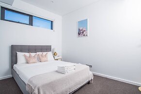 Lively 2bed1bath Mascot APT