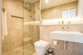 Lively 2bed1bath Mascot APT