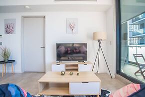 Lively 2bed1bath Mascot APT