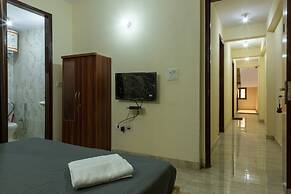 Eat Sleep Wander Studio Apartments