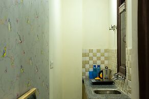 Eat Sleep Wander Studio Apartments