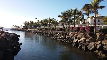 Playa Mogan Golden Beach 1