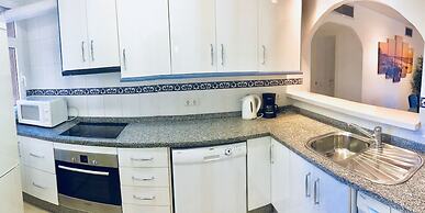 Playamar - Exclusive Beach Apartment With Pool, Tennis and Wifi