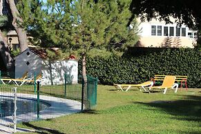 Playamar - Exclusive Beach Apartment With Pool, Tennis and Wifi