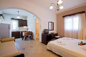 Nikos Sea view apts Milos