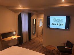 Mayrena Hotel