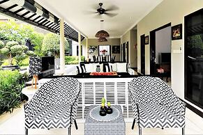 Villa Bloom 4 Bedroom