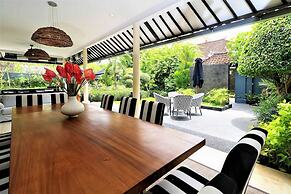 Villa Bloom 4 Bedroom