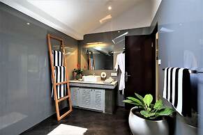 Villa Bloom 4 Bedroom