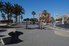 Charming Apartment Close to the Beach