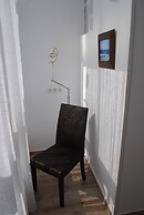 Charming Apartment Close to the Beach