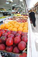 Charming Apartment Close to the Beach