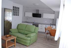 Charming Apartment Close to the Beach