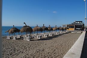 Charming Apartment Close to the Beach