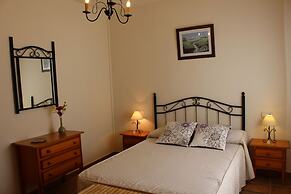 Serene Retreat in Lake Vinuela With Breathtaking Views