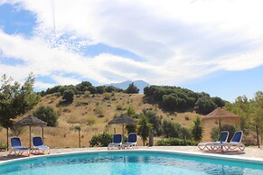 Serene Retreat in Lake Vinuela With Breathtaking Views