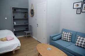 Stylish apt next to bograshov