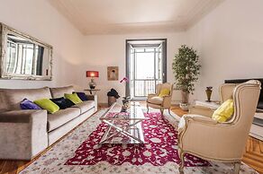 Plaza Santa Ana Apartment