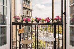 Plaza Santa Ana Apartment