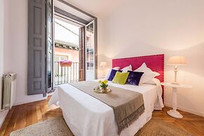 Plaza Santa Ana Apartment