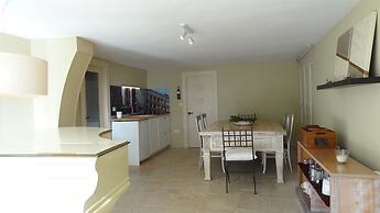 Luxury Villa in Residential Area of Benidorm