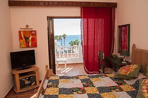 3 Br 2 Storey Bungalow Ocean View