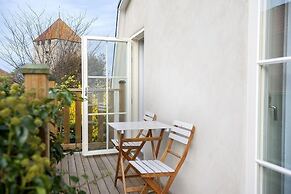 Mullbärsgården Bed & Breakfast