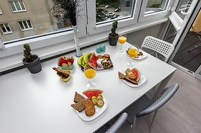 Warsaw Concierge Silver Apartment