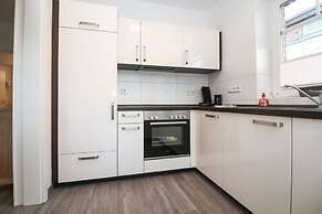 Klaus-Störtebeker-Weg 8