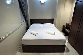 Barrack Street Hotel