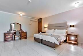 B Holiday Villas Mellieha