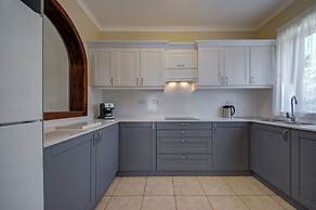 B Holiday Villas Mellieha