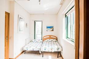 Beautiful Touristic Apartment in Front of the Beach Samil 55 2nd Floor