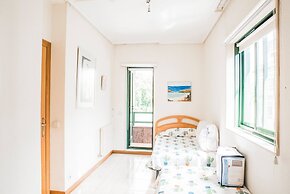 Beautiful Touristic Apartment in Front of the Beach Samil 55 2nd Floor